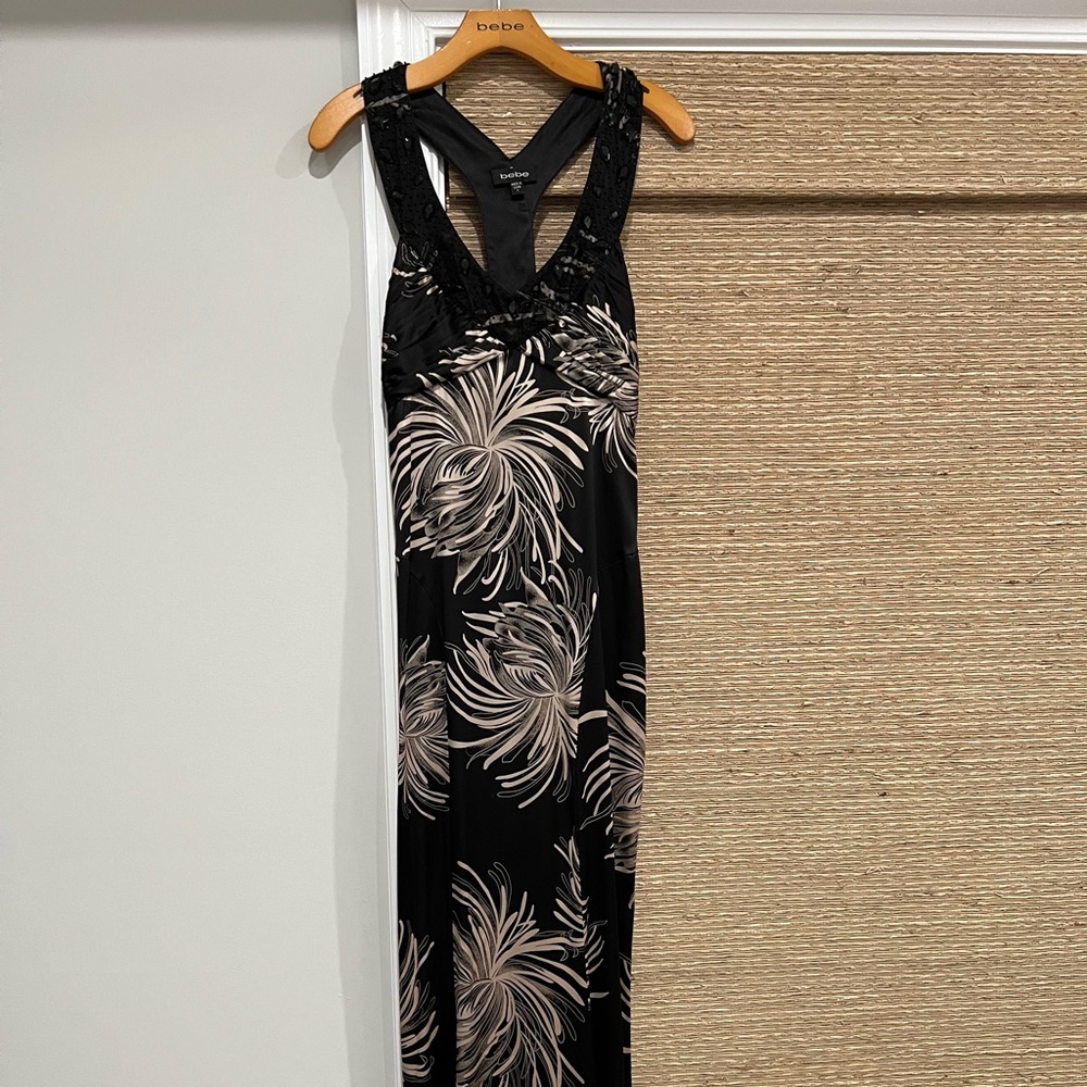 BEBE FORMAL Black & beige dress Size Small 2/4